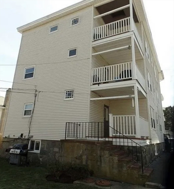 36 Seymour St # 1