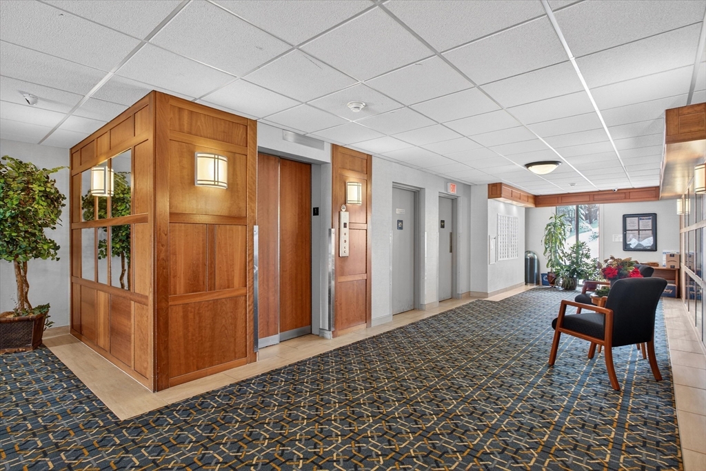 1500 Worcester Rd. # 118