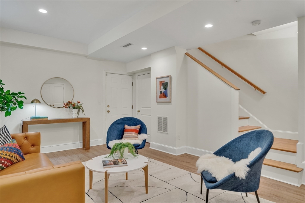 56 Bartlett Street # 56