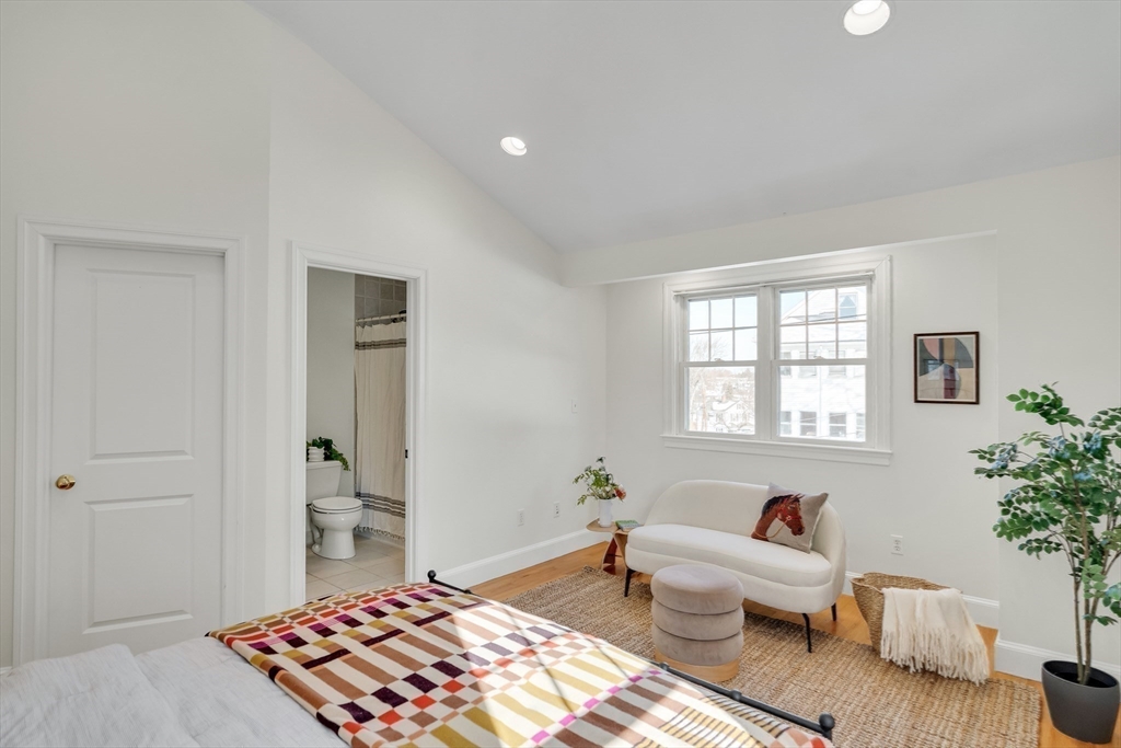 56 Bartlett Street # 56