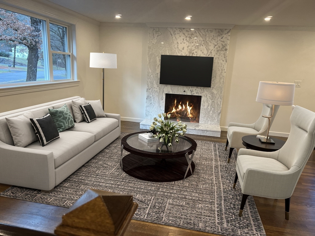71 Tamarack Rd