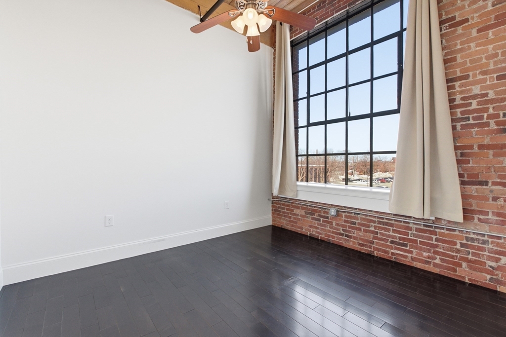 491 Dutton Street # 305