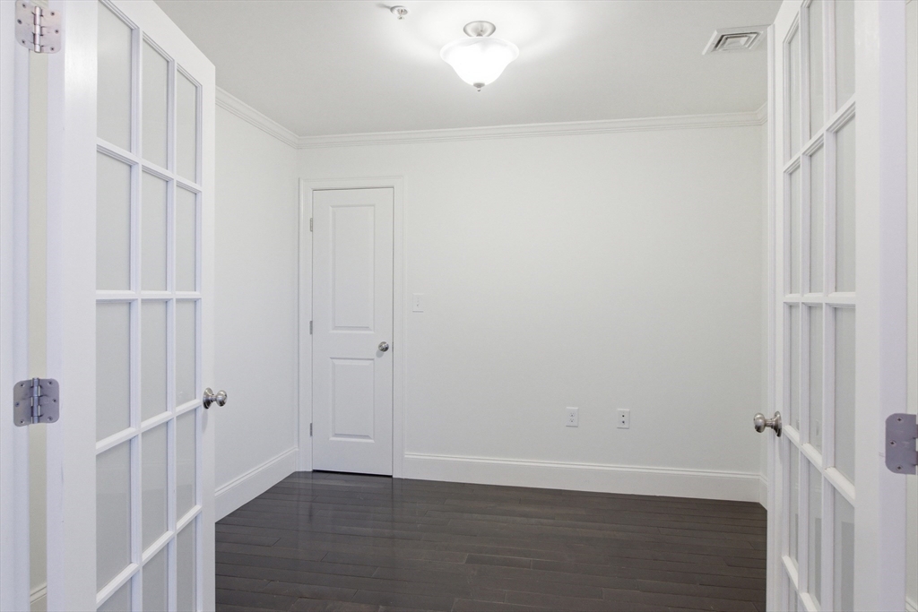 491 Dutton Street # 305