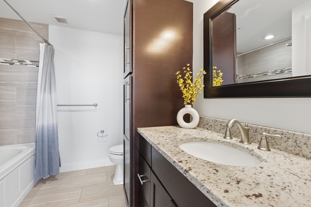 491 Dutton Street # 305