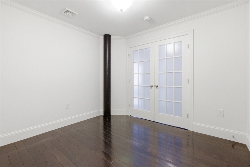 491 Dutton Street # 305