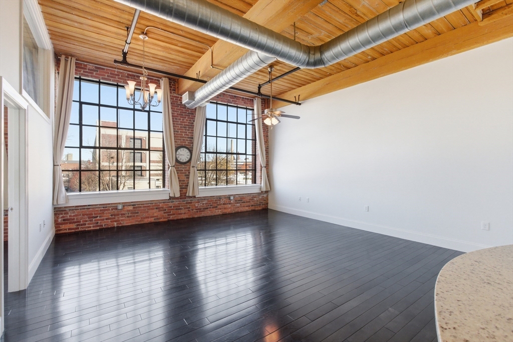 491 Dutton Street # 305