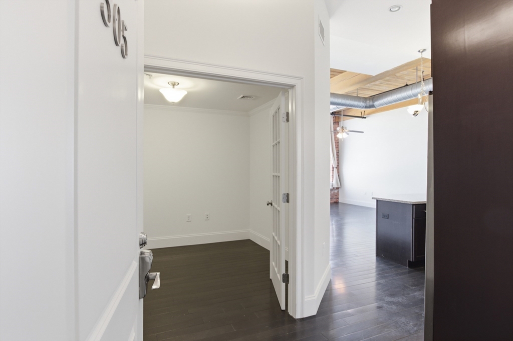 491 Dutton Street # 305