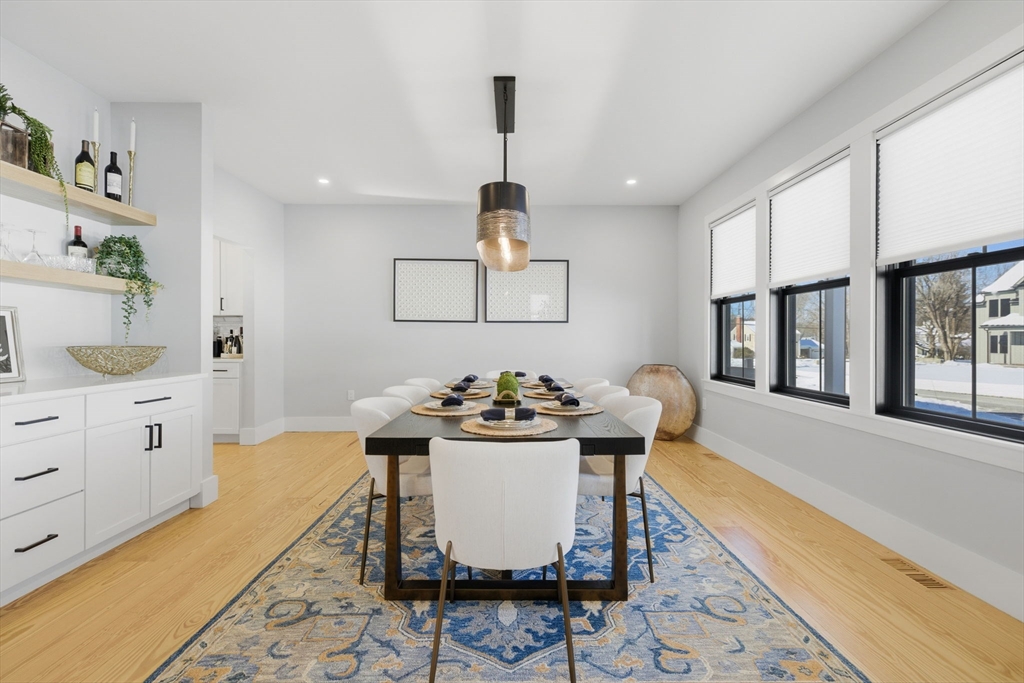 6 Litchfields Way