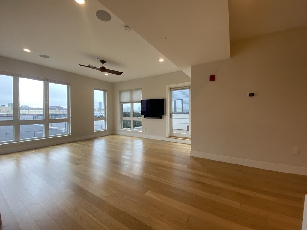 488 Dorchester Ave # 2B
