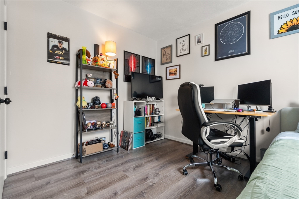 8 Lafayette Park # 7