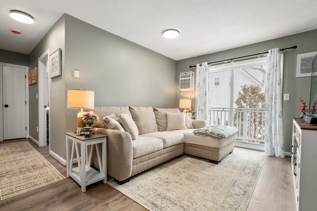 8 Lafayette Park # 7