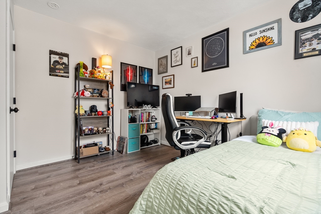8 Lafayette Park # 7