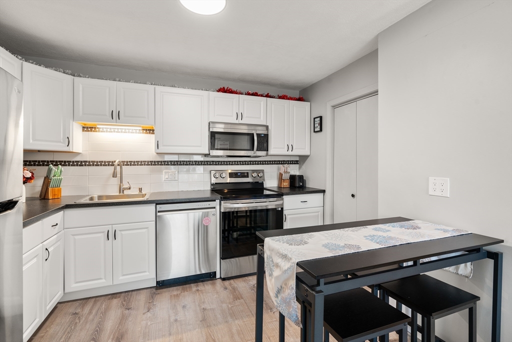 8 Lafayette Park # 7