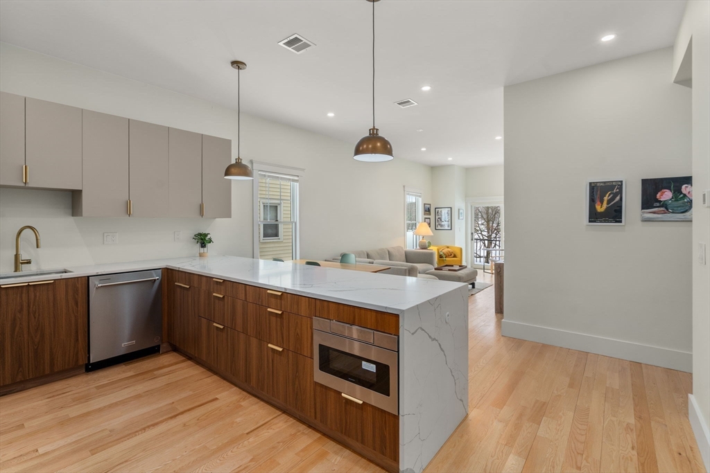 57-59 Highland Rd # 57