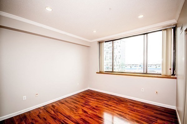 169 Monsignor O'brien Highway # 705