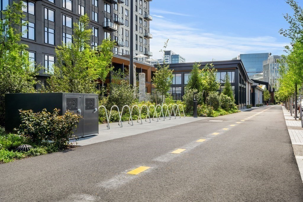 169 Monsignor O'brien Highway # 705