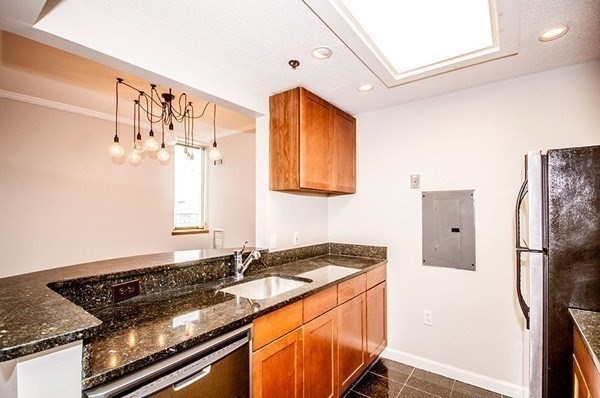 169 Monsignor O'brien Highway # 705