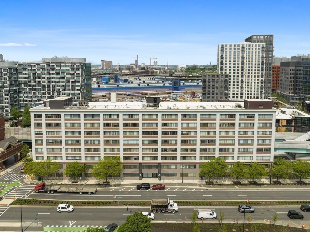 169 Monsignor O'brien Highway # 705