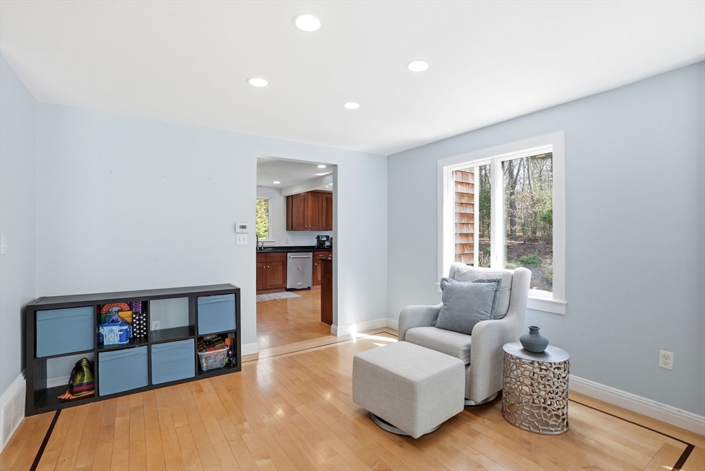 444 Cushing St