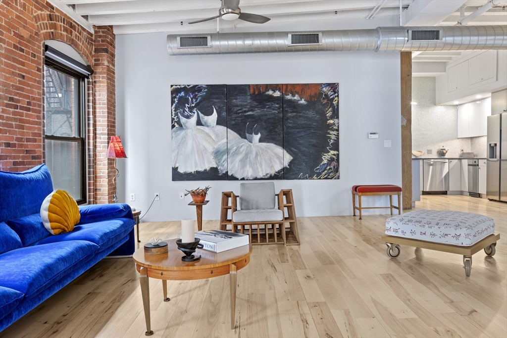 111 Beach St # 3E
