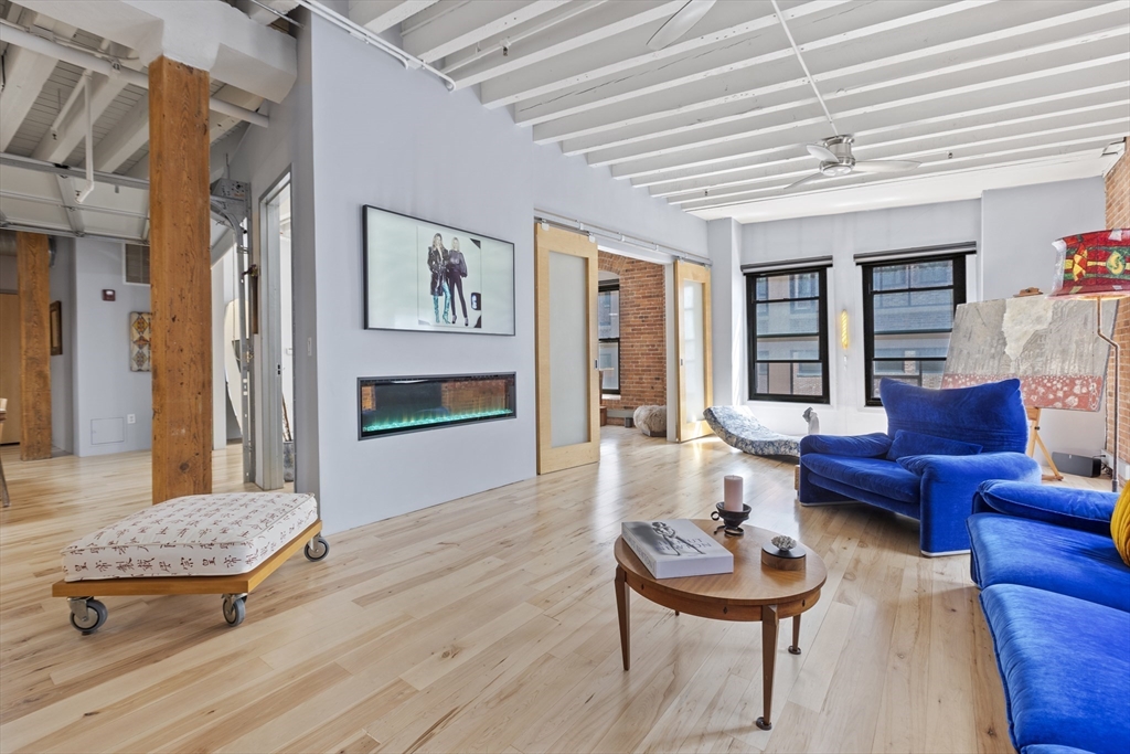 111 Beach St # 3E