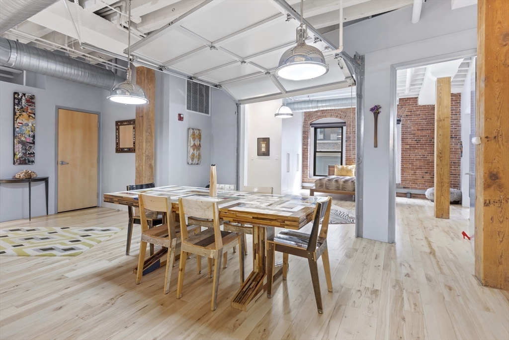 111 Beach St # 3E