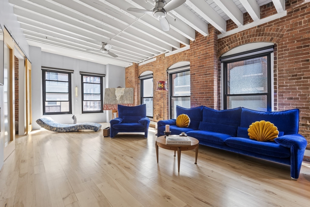 111 Beach St # 3E