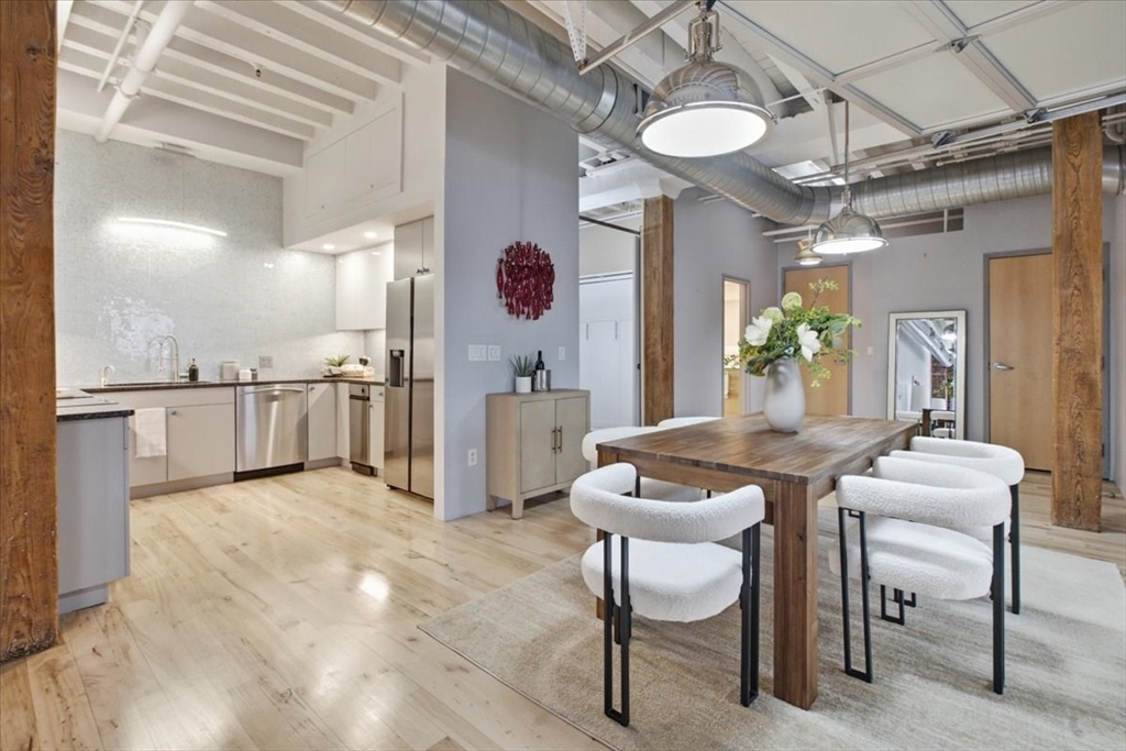 111 Beach St # 3E