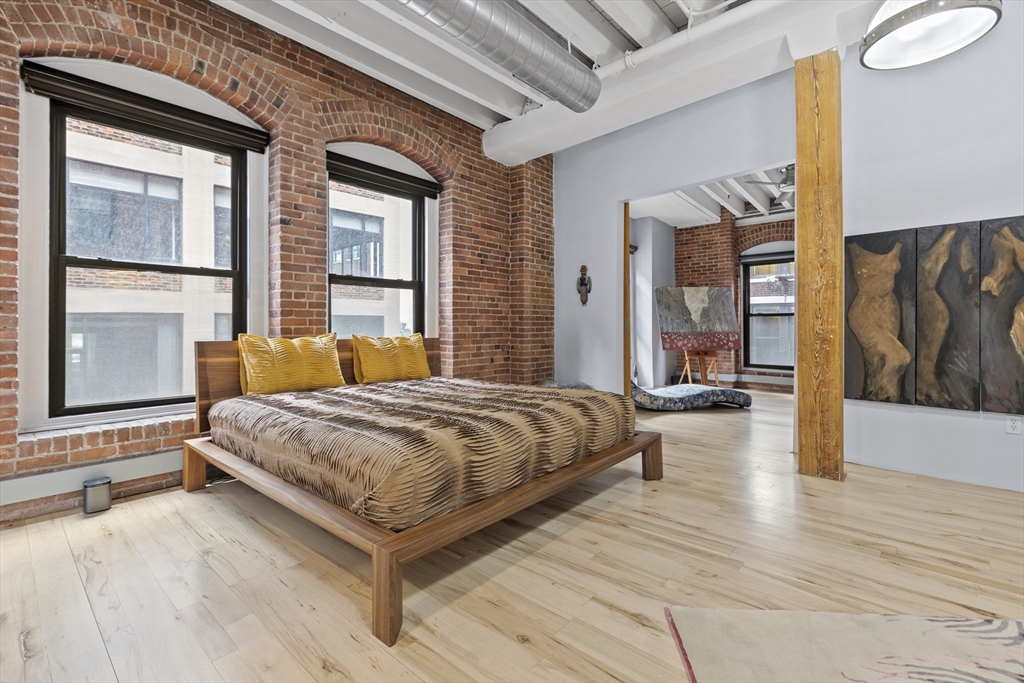 111 Beach St # 3E