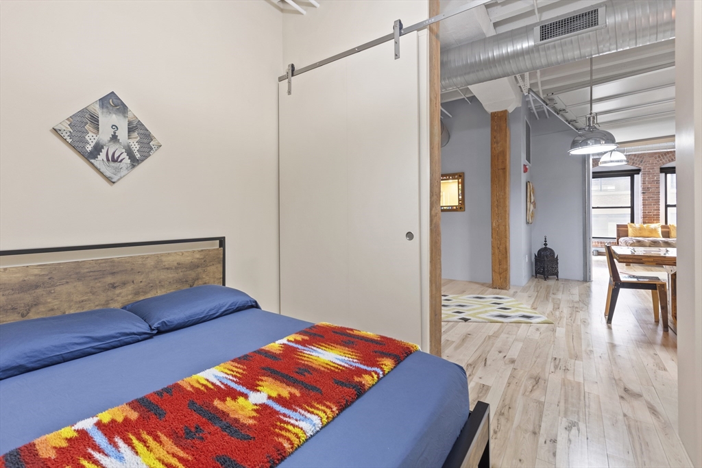 111 Beach St # 3E