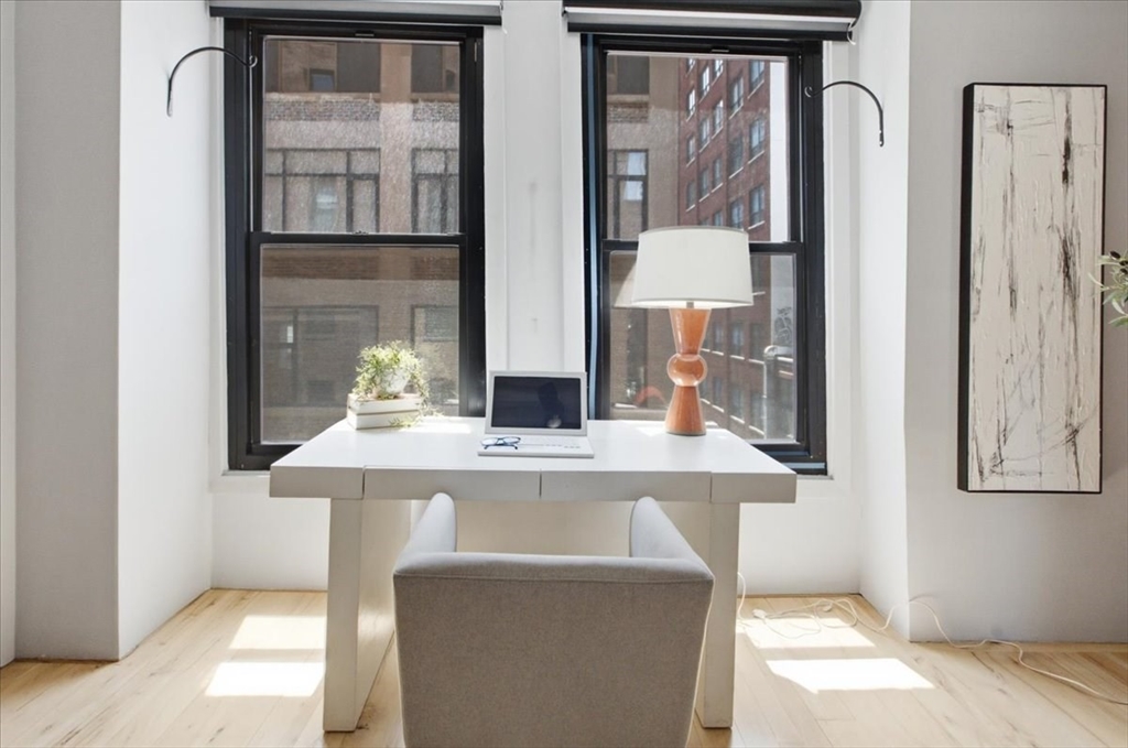 111 Beach St # 3E
