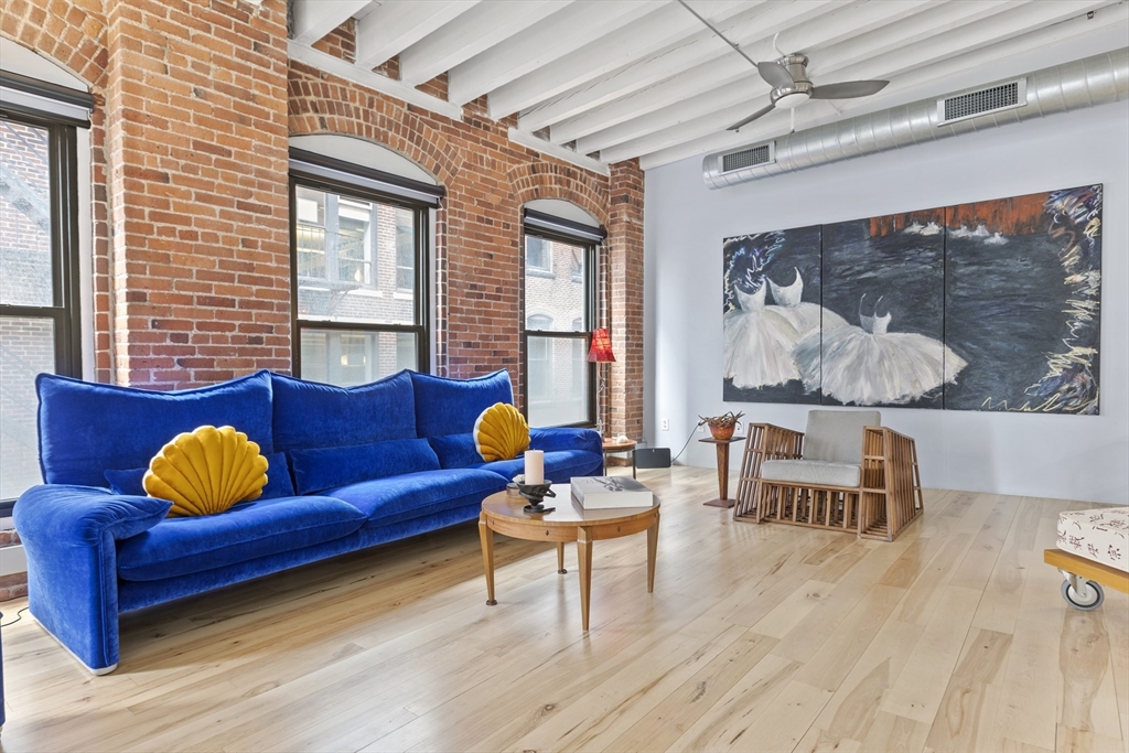 111 Beach St # 3E