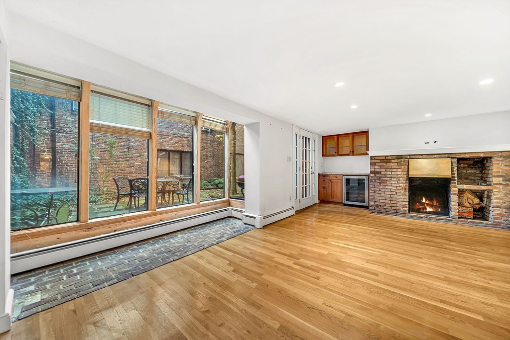 35 Mt Vernon Street # 1