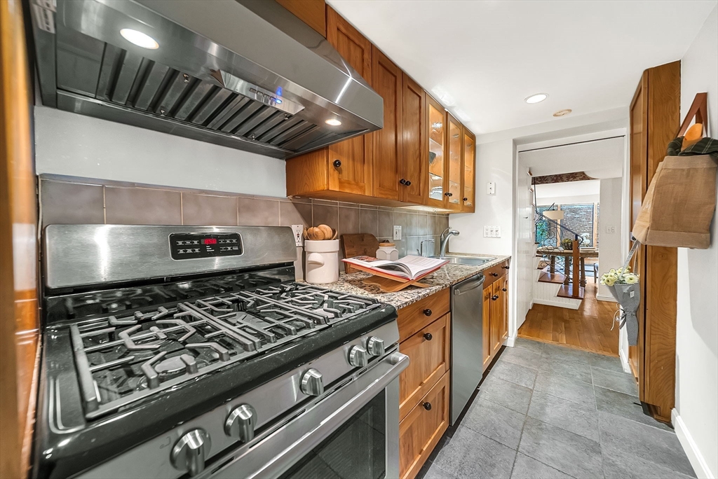 35 Mt Vernon Street # 1