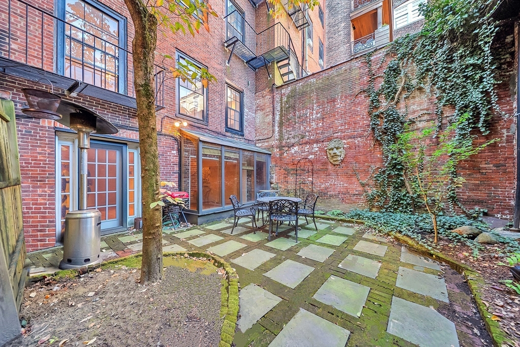 35 Mt Vernon Street # 1