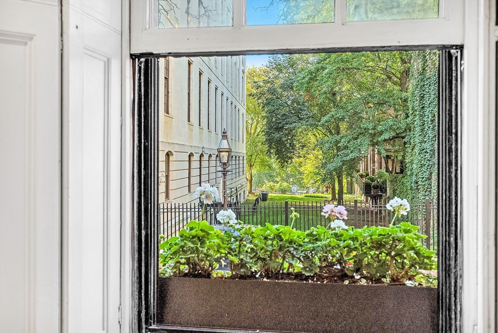 35 Mt Vernon Street # 1