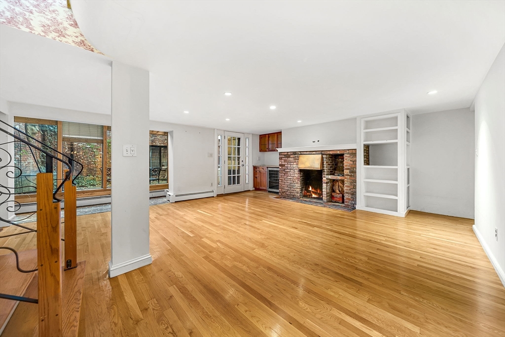 35 Mt Vernon Street # 1