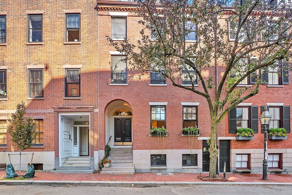 35 Mt Vernon Street # 1