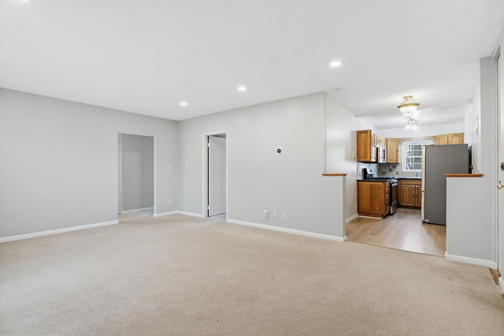 128 Lake Shore Rd. # 1