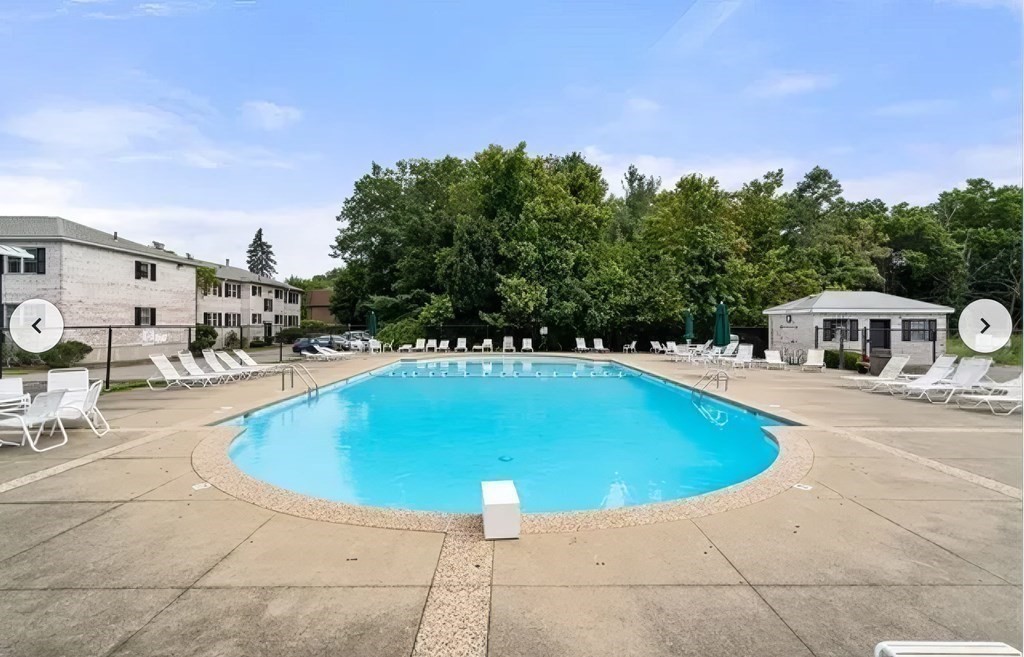 128 Lake Shore Rd. # 1