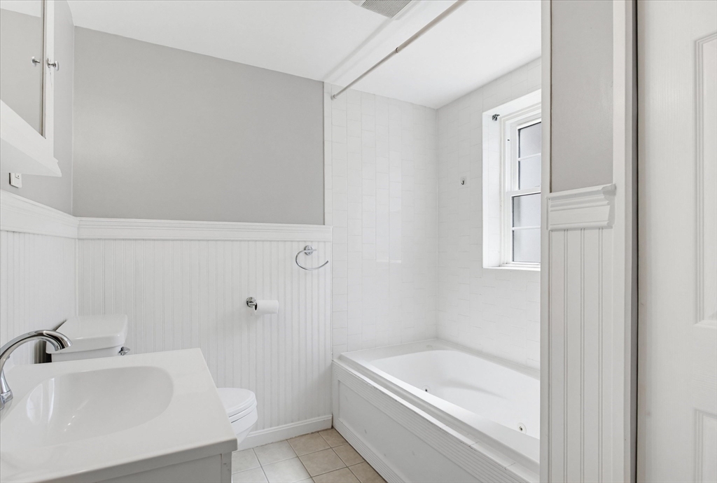 128 Lake Shore Rd. # 1