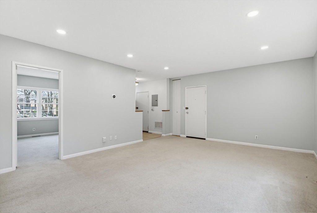 128 Lake Shore Rd. # 1