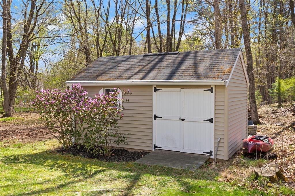 16 Pine St