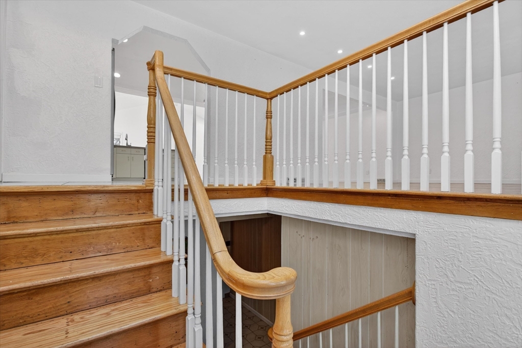 25 Gloversbrook Rd