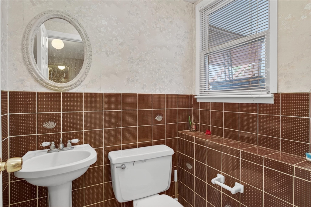 25 Gloversbrook Rd