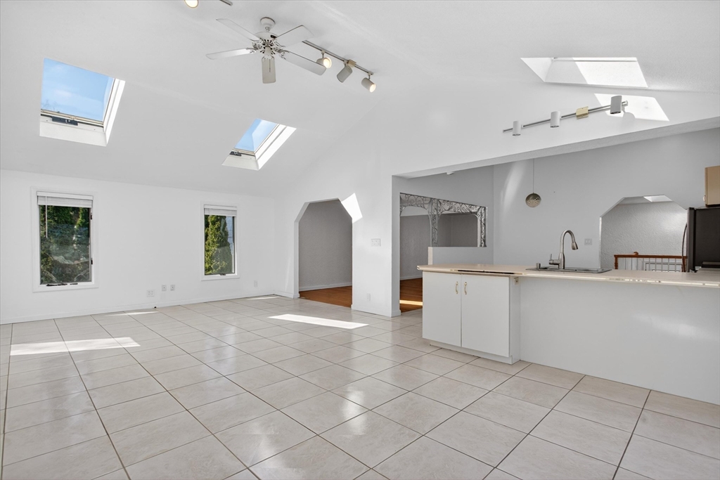 25 Gloversbrook Rd