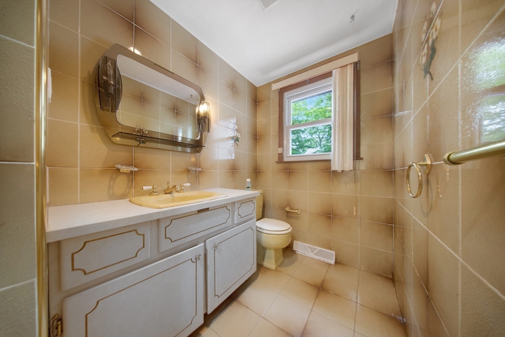 25 Gloversbrook Rd