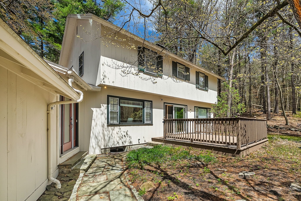 103 Newtown Rd