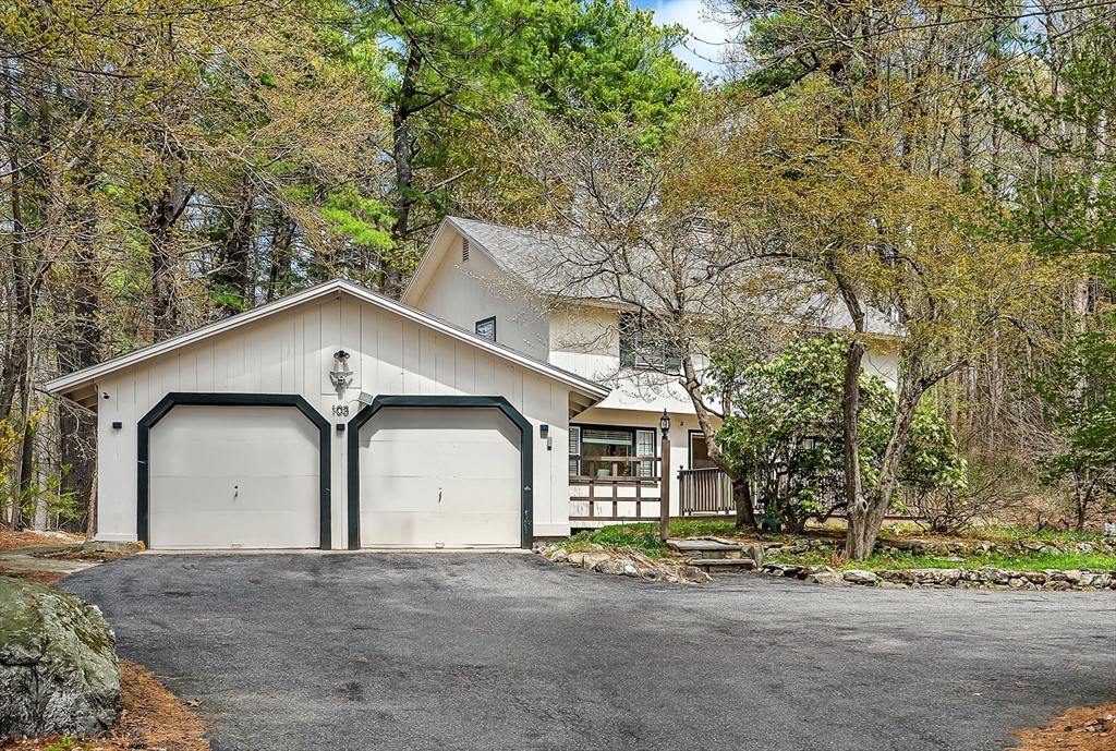 103 Newtown Rd