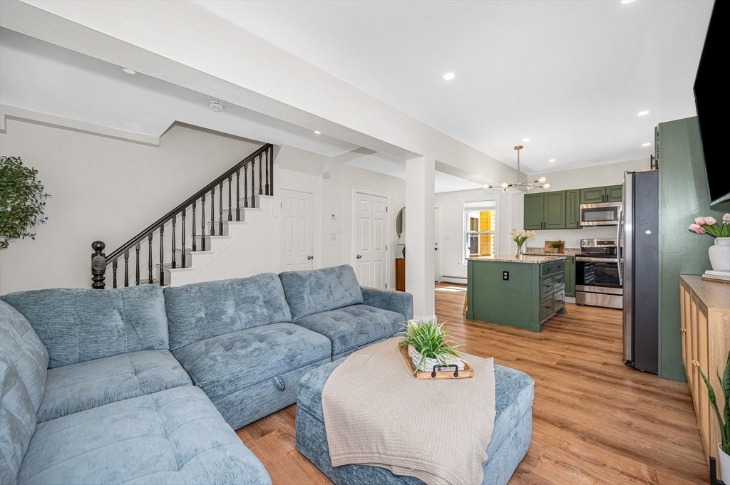 1 Ravine Terrace # 1